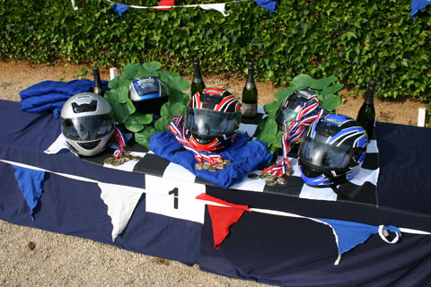 Team Building photos Flat Out F1